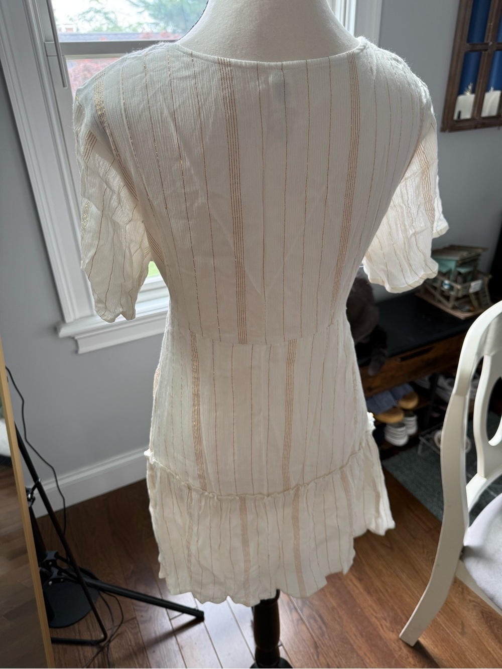 Raga Sold at Anthropologie Lightweight Cream Tiered Mini Dress Gold Shimmer Sz S - Picture 9 of 12
